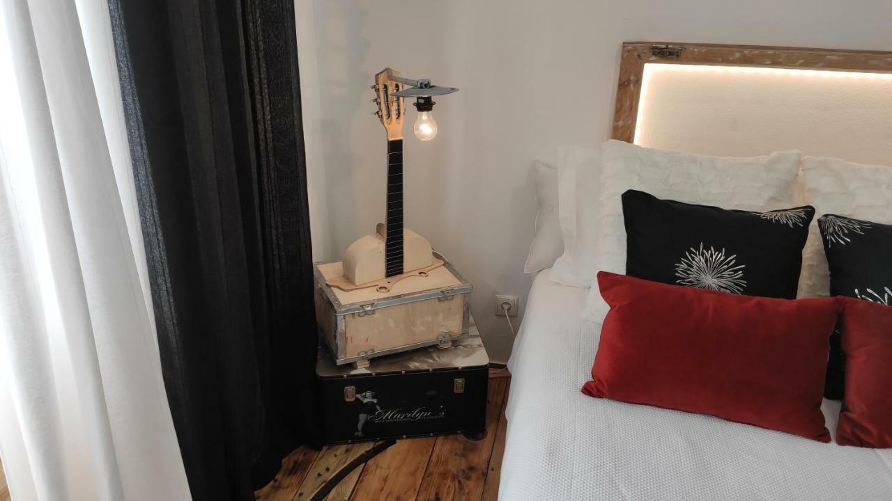 Casa 40Th-Music Wood House Otel Óbidos Dış mekan fotoğraf