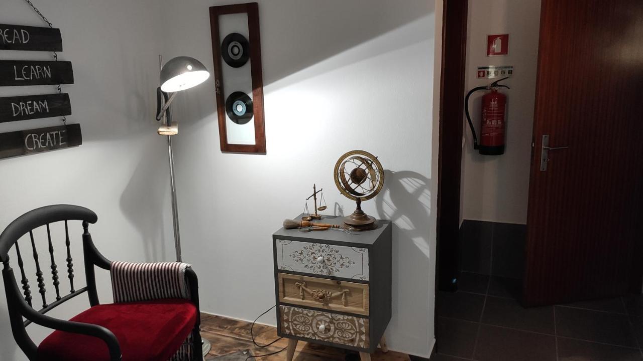 Casa 40Th-Music Wood House Otel Óbidos Dış mekan fotoğraf